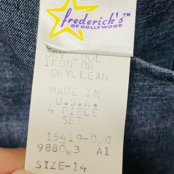 Complete pants suit - Picture 13 of 15